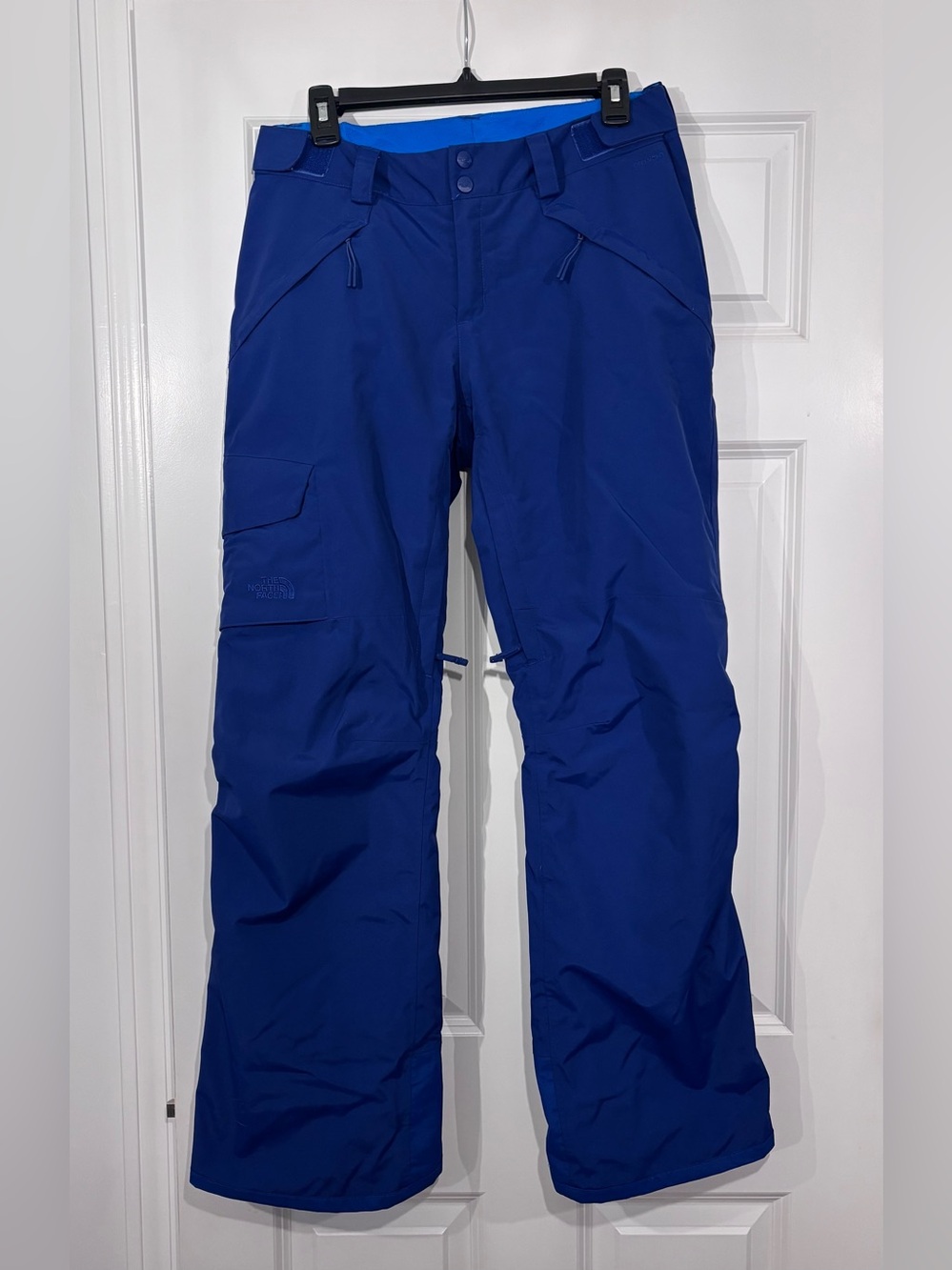 The North Face Womenโs Freedom Insulated Snow Pants - Blue, Size M